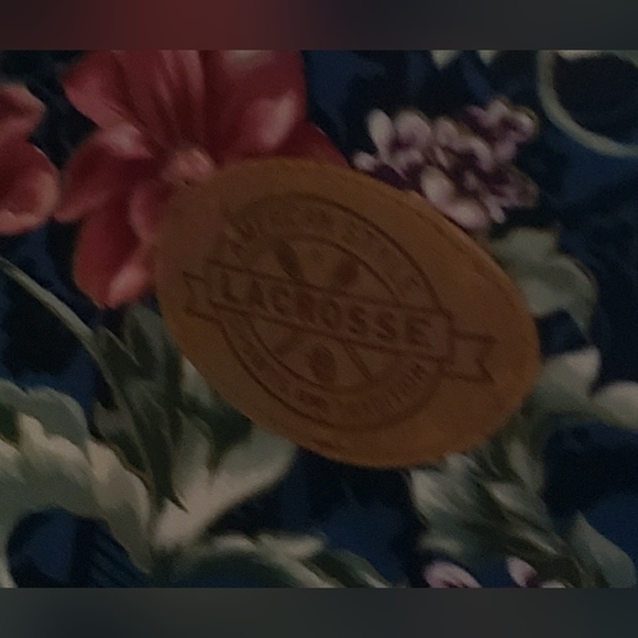 LACROSSE FLORAL VINTAGE SLING BAG. - Picture 6 of 6